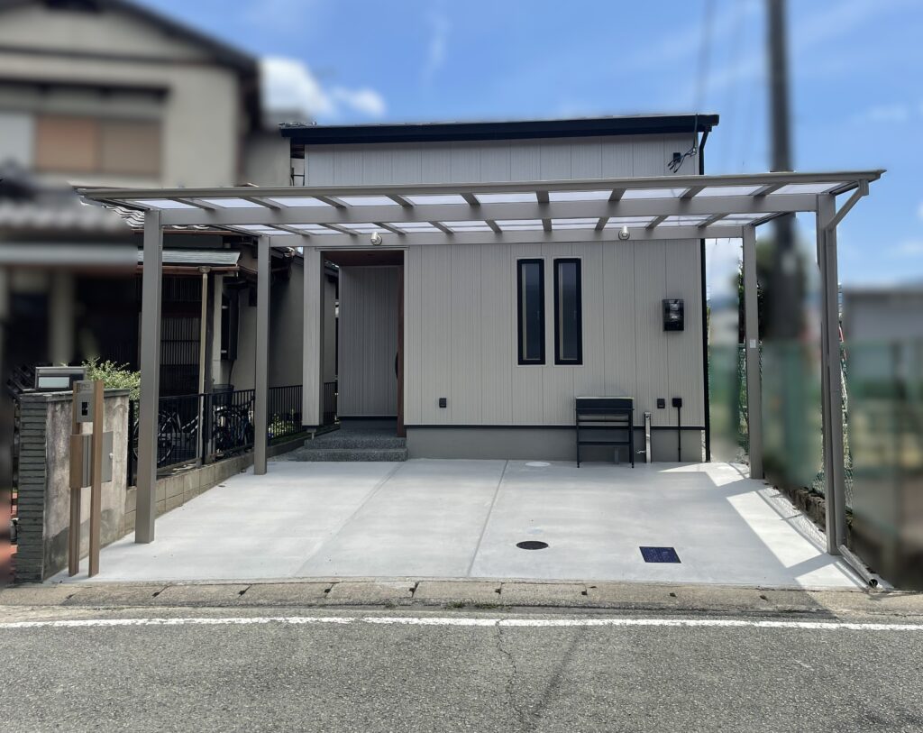 カーポート　新築　木　60代　一軒家